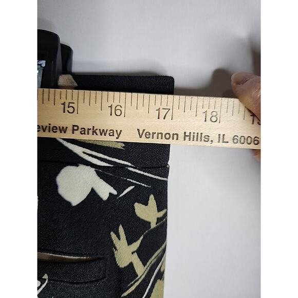 Isaac Mizrahi Petite Size Medium Pants Wide Leg Floral Printed Pebble Palazzo - Picture 6 of 9